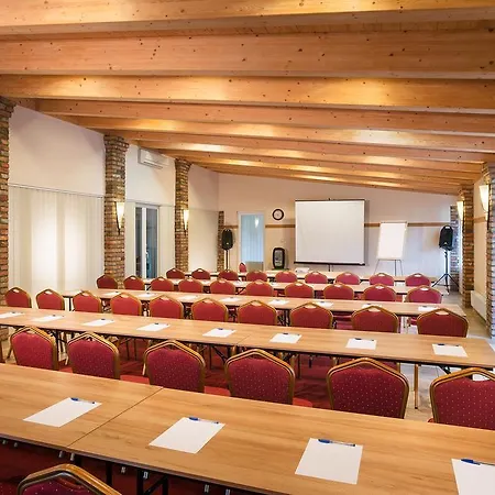 Honti Wellness és Konferencia Hotel