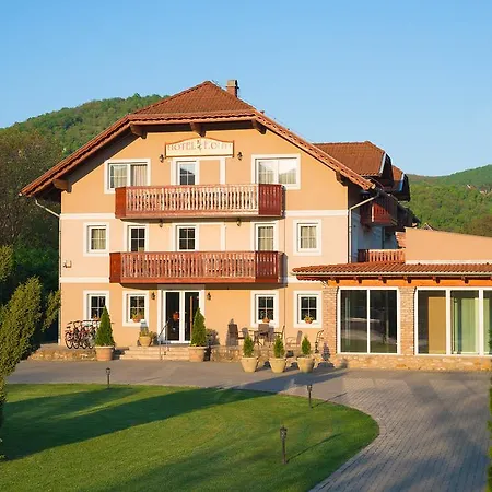 Hotel Honti Wellness Es Konferencia Szalloda